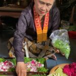 Mitos Orang Jawa. Kenapa Menyapu Harus Bersih?